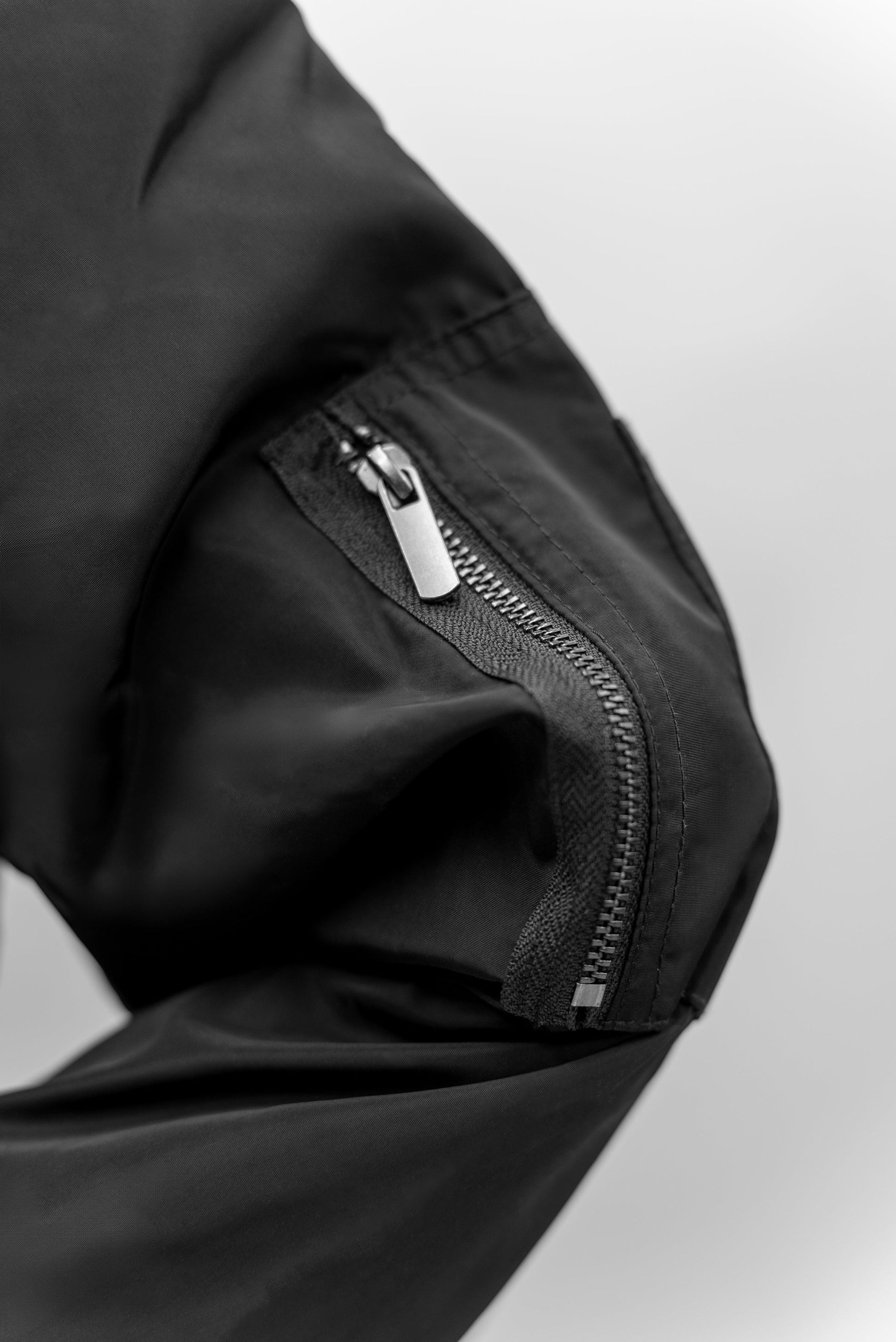 Bombers Unisexe Close up